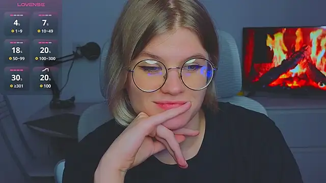 Snapshot of _JessieVibes chatting on February 5, 6:37 pm JessieVibes online show from February 5, 6:37 pm