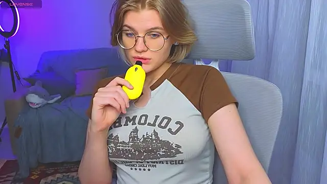 Snapshot of _JessieVibes chatting on March 11, 7:14 pm JessieVibes online show from March 11, 7:14 pm