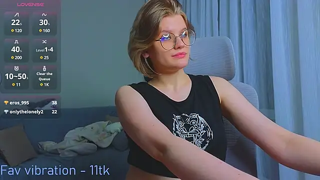 Snapshot of _JessieVibes chatting on March 13, 7:39 pm JessieVibes online show from March 13, 7:39 pm