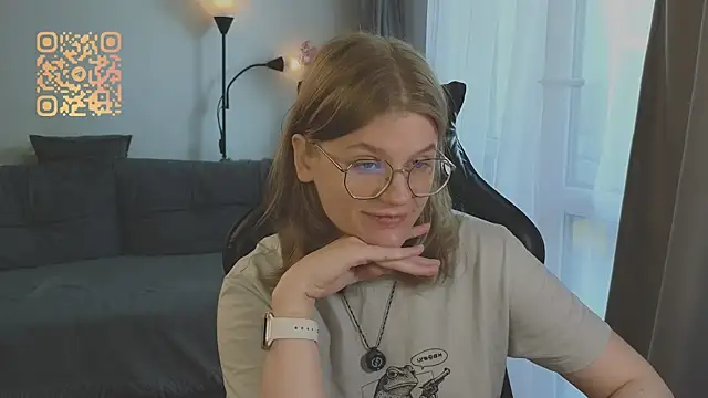  JessieVibes online show from July 19, 1:37 pm