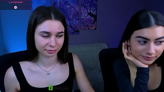 Snapshot of flora_ri chatting on January 15, 10:20 am flora ri online show from January 15, 10:20 am