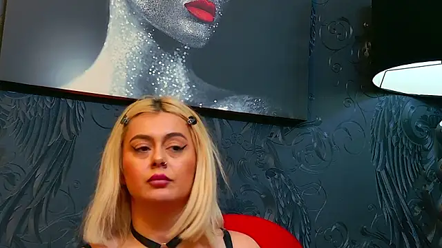 ChloeFrost online show from February 26, 8:37 am