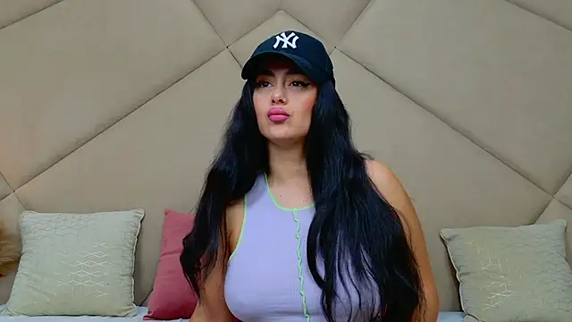 ChloeFrost online show from September 28, 5:13 am