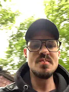 AssHunter4k online show from May 16, 6:21 am