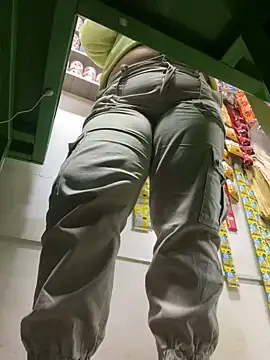 Miia Jazmin online show from January 31, 12:18 pm