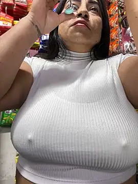 Miia Jazmin online show from February 1, 11:10 am