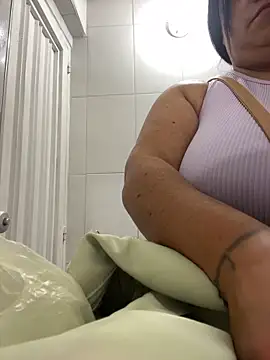 Miia Jazmin online show from February 5, 5:09 pm