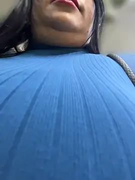 Miia Jazmin online show from July 16, 1:17 pm