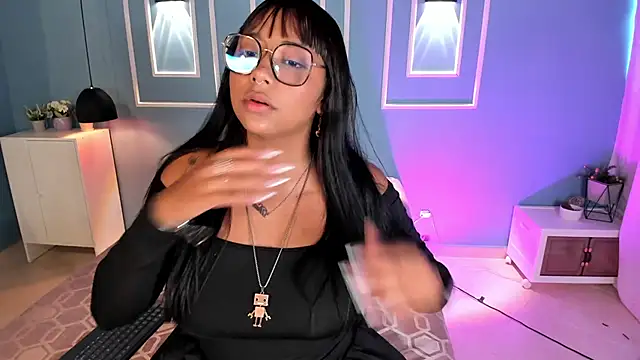 isabella zc online show from June 3, 2:08 pm