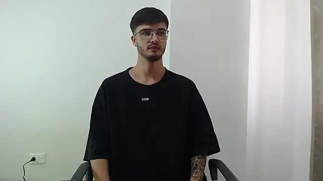 Aleex Miller online show from September 17, 4:08 pm