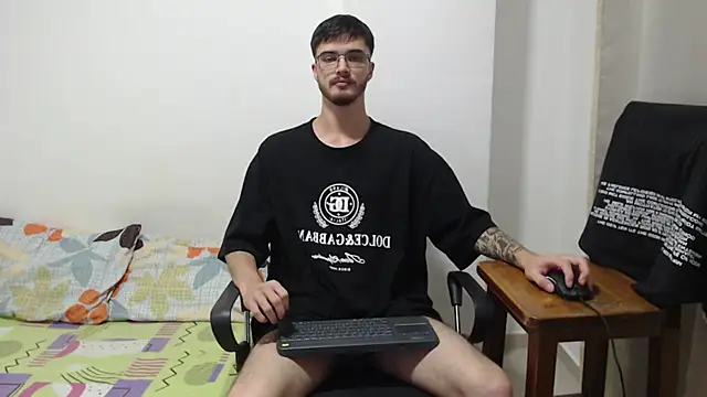 Aleex Miller online show from November 16, 2:06 am