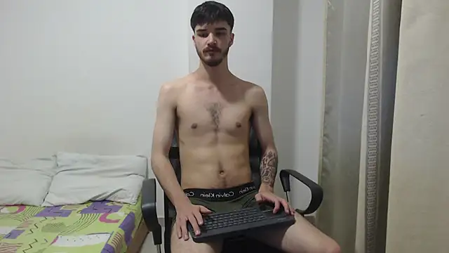 Aleex Miller online show from December 15, 11:42 pm