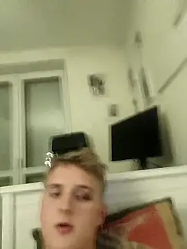 Snapshot of Jacobs19 chatting on December 14, 11:42 pm Jacobs19 online show from December 14, 11:42 pm