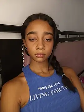 Zoe Sweett18 online show from July 28, 8:52 pm