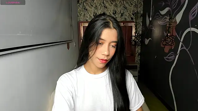 Connie Bell online show from March 25, 7:42 pm