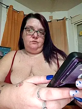 diosacurvy1984 online show from February 24, 7:28 am