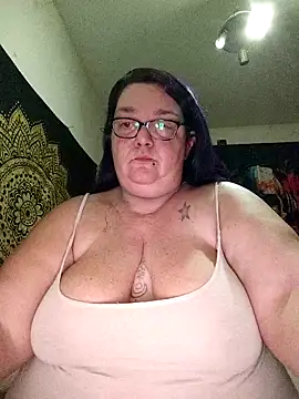 diosacurvy1984 online show from February 27, 11:27 pm