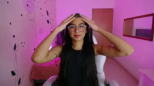 Snapshot of Dana_Paula chatting on January 17, 11:49 am Dana Paula online show from January 17, 11:49 am