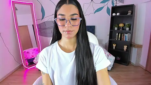 Dana Paula online show from January 7, 11:45 am