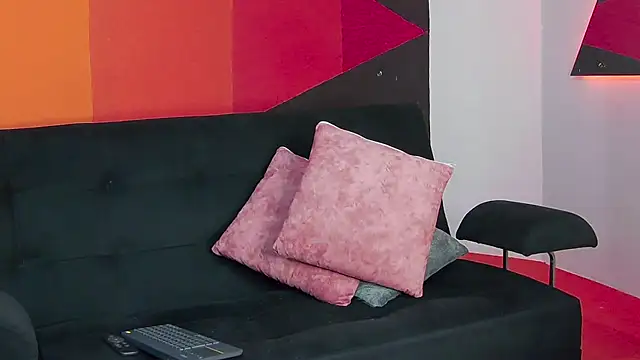 AmbarDupont online show from February 12, 1:59 pm