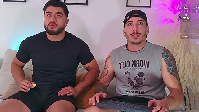 dylanspencer28 online show from July 10, 6:21 pm
