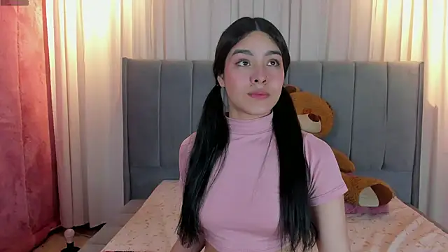Snapshot of camilapersy chatting on February 10, 12:50 pm camilapersy online show from February 10, 12:50 pm