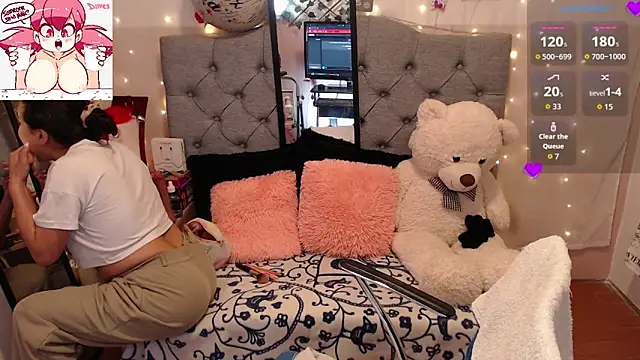 Snapshot of cute_bunny95 chatting on September 10, 11:43 am cute bunny95 online show from September 10, 11:43 am
