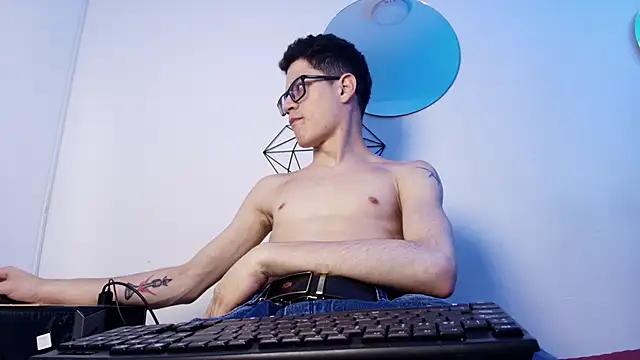 wolfandsky online show from September 20, 11:33 am