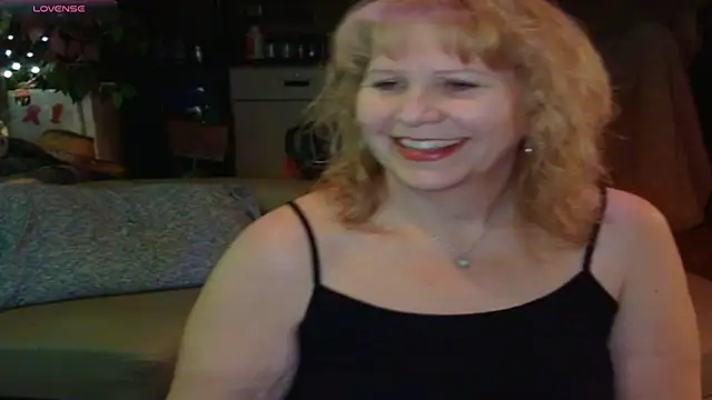 Badgirlpr2 online show from March 15, 2:46 am