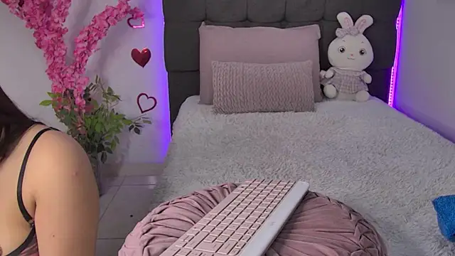 AmandaBrooks 18 online show from March 2, 1:52 am