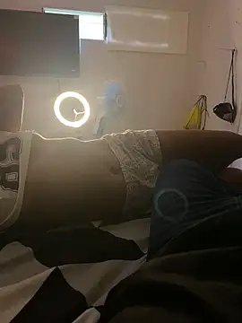 Snapshot of chacho690 chatting on March 16, 8:35 pm chacho690 online show from March 16, 8:35 pm