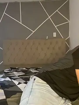 Snapshot of chacho690 chatting on April 15, 8:20 pm chacho690 online show from April 15, 8:20 pm