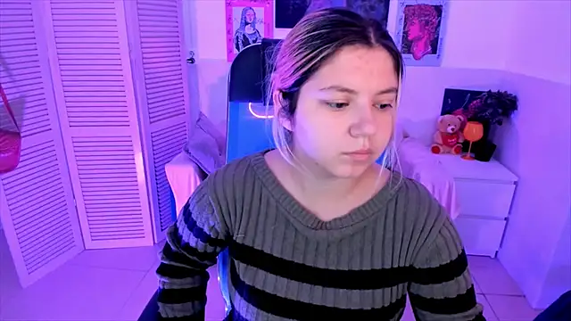 DiaAngell online show from September 29, 8:35 pm