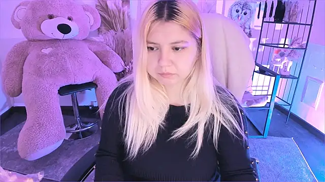 DiaAngell online show from January 8, 10:34 pm