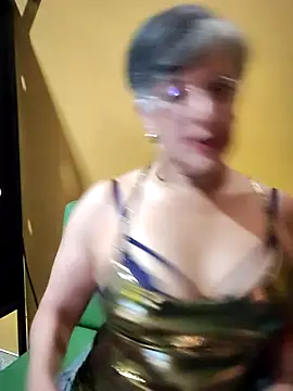 ilonna2025 online show from May 2, 10:37 pm