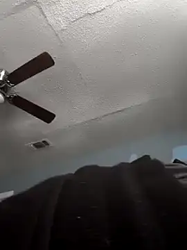 Burrrucecold00 online show from February 23, 4:24 pm