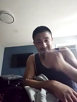 Burrrucecold00 online show from March 2, 6:48 am