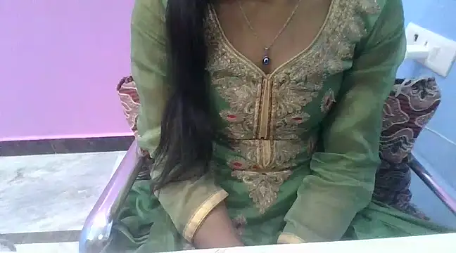 Leoni G online show from March 7, 9:18 am