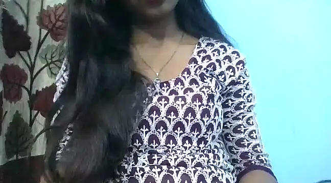 Leoni G online show from March 17, 6:18 am