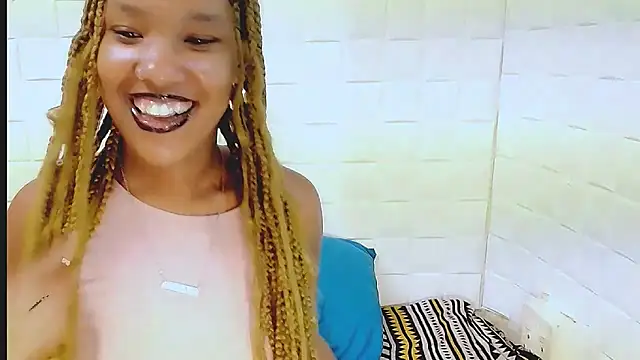 EroticSexyPrada online show from March 17, 4:19 am