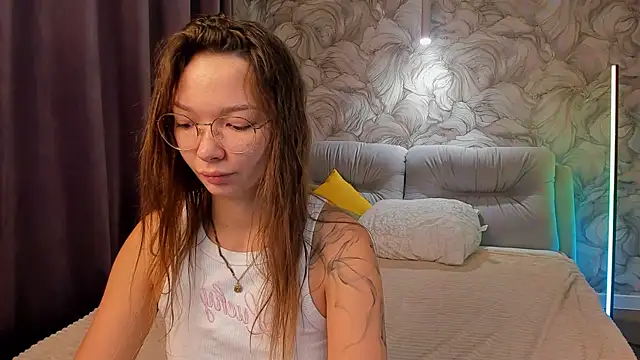 SusannJohnson online show from July 18, 12:26 am