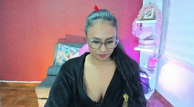 kataleya amaya online show from March 18, 5:09 am