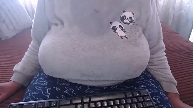 BUBBLYBUNNYxx online show from May 22, 9:59 am