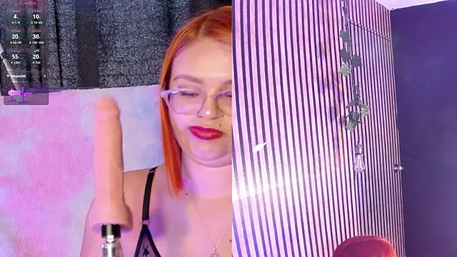 Snapshot of Sophie_new25 chatting on November 4, 1:32 pm Sophie new25 online show from November 4, 1:32 pm