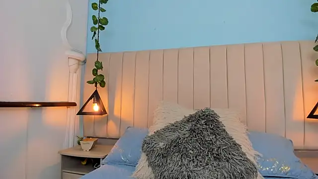 Paulina Lopezz online show from February 17, 8:47 pm