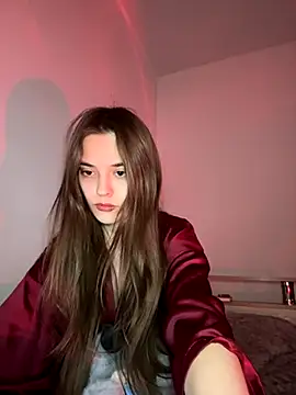 Snapshot of RayWillliams chatting on November 18, 11:58 am RayWillliams online show from November 18, 11:58 am