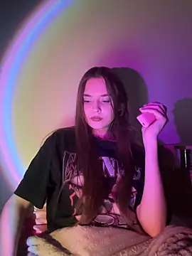 Snapshot of RayWillliams chatting on November 20, 12:44 am RayWillliams online show from November 20, 12:44 am