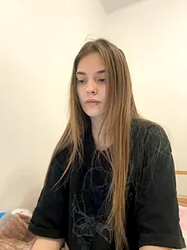 Snapshot of RayWillliams chatting on November 29, 9:40 pm RayWillliams online show from November 29, 9:40 pm