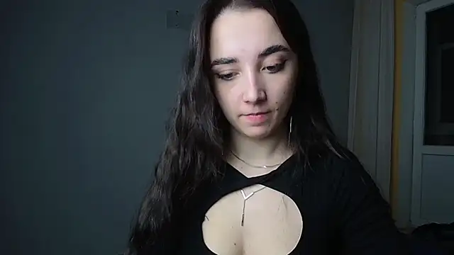 Snapshot of Eva_Gloryy chatting on January 25, 4:57 pm Eva Gloryy online show from January 25, 4:57 pm
