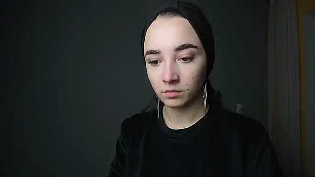 Snapshot of Eva_Gloryy chatting on February 13, 5:44 pm Eva Gloryy online show from February 13, 5:44 pm